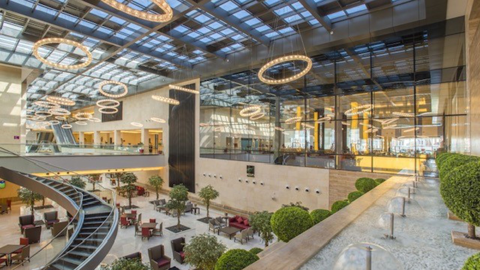 Crowne Plaza Riyadh RDC Hotel & Convention inside